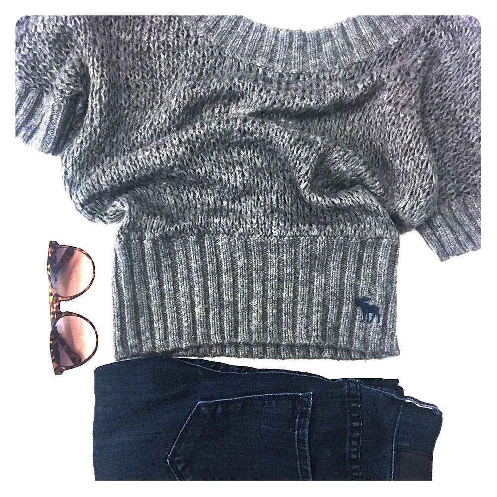 Abercrombie & Fitch Sweater